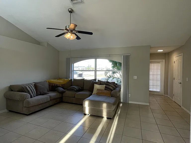 1602 SW 16th Ct — Photo 21