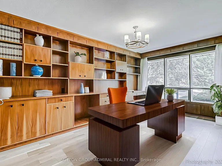 47 Waterloo Ave — Photo 6