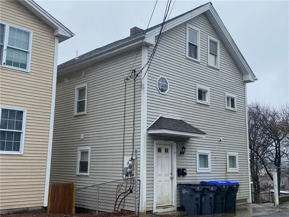 7 Metcalf St, Providence, RI 02904