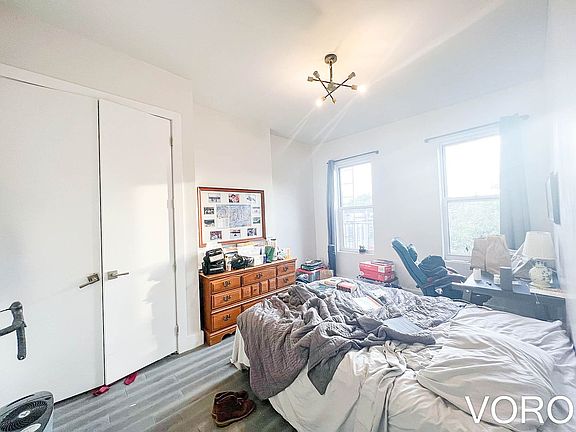 3rd image of 414 Rogers Ave #2A