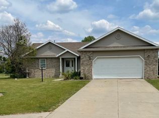 58246 Grant Ct, Goshen, IN 46528