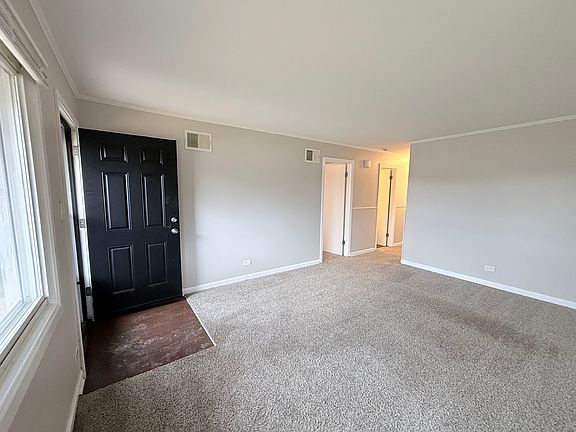 2nd image of 14610 Blackstone Ave