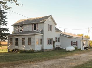 20482 Rennick Rd, Shullsburg, WI 53586