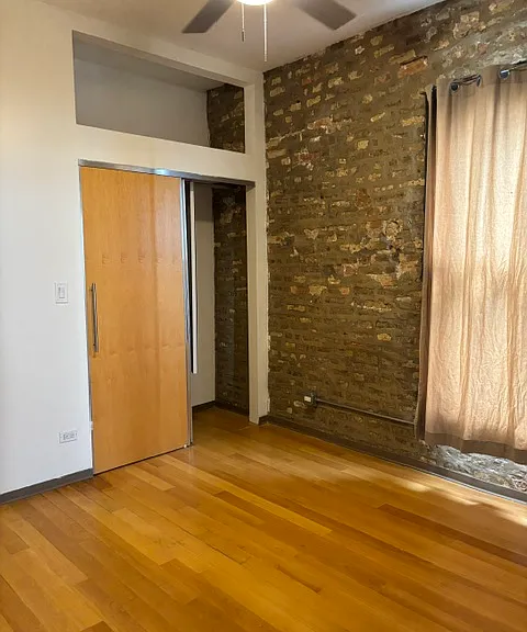 1151 W Erie St #3F — Photo 6