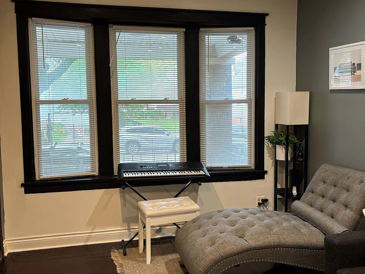3 bed, $2,800 — Photo 2