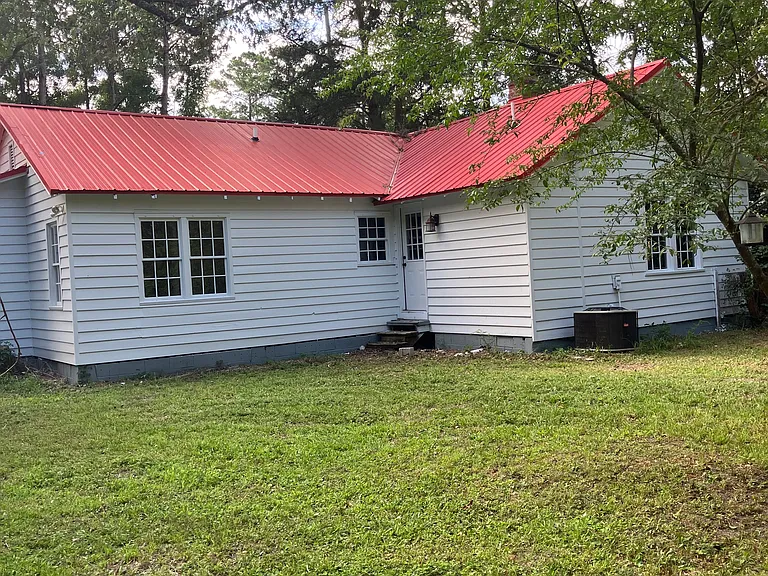 12783 Cottageville Hwy — Photo 10