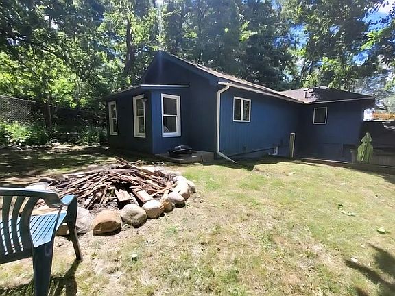 4th image of 11230 Lakeshore Dr