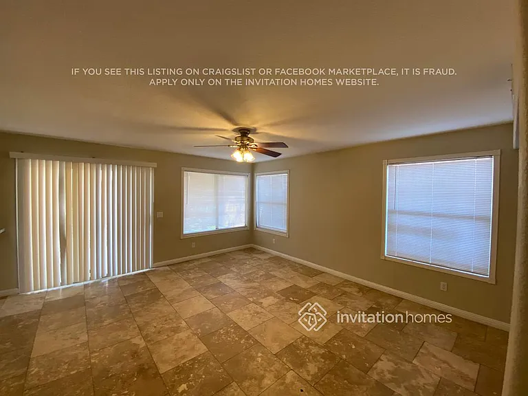 764 W La Pryor Ln — Photo 10