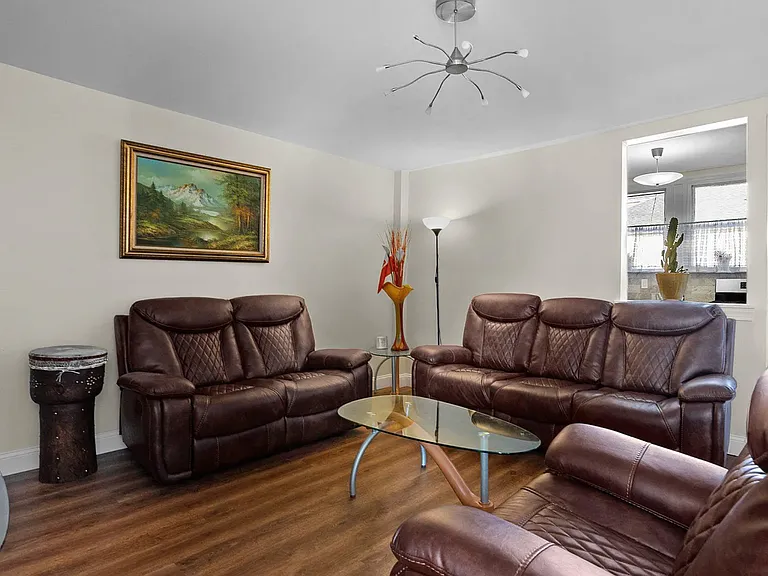 2153 Haworth St #2A — Photo 3