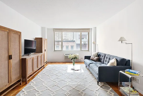 Sold by Compass | media 7