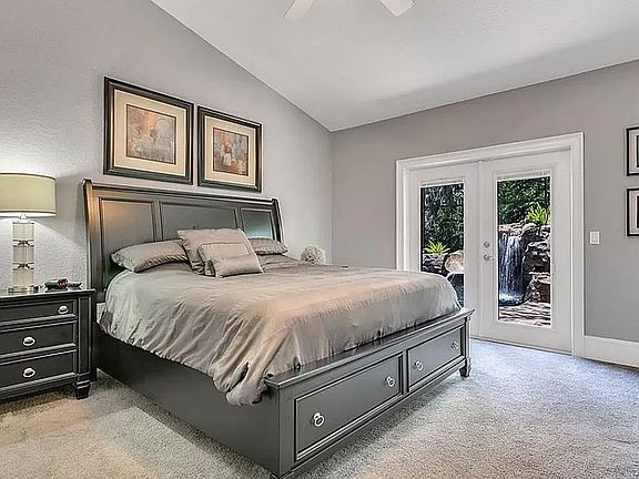 5th image of 4409 N Landmark Dr