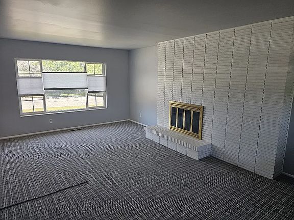 2nd image of 1849 E Bosham Ln