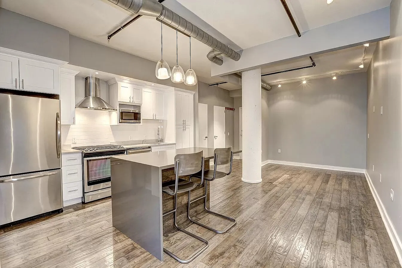 1 bed, 1.5 bath, 790 sqft, $2,700 — Photo 3