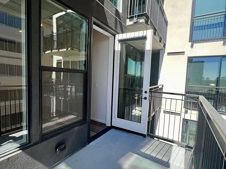 Secoya Apartments — Photo 60