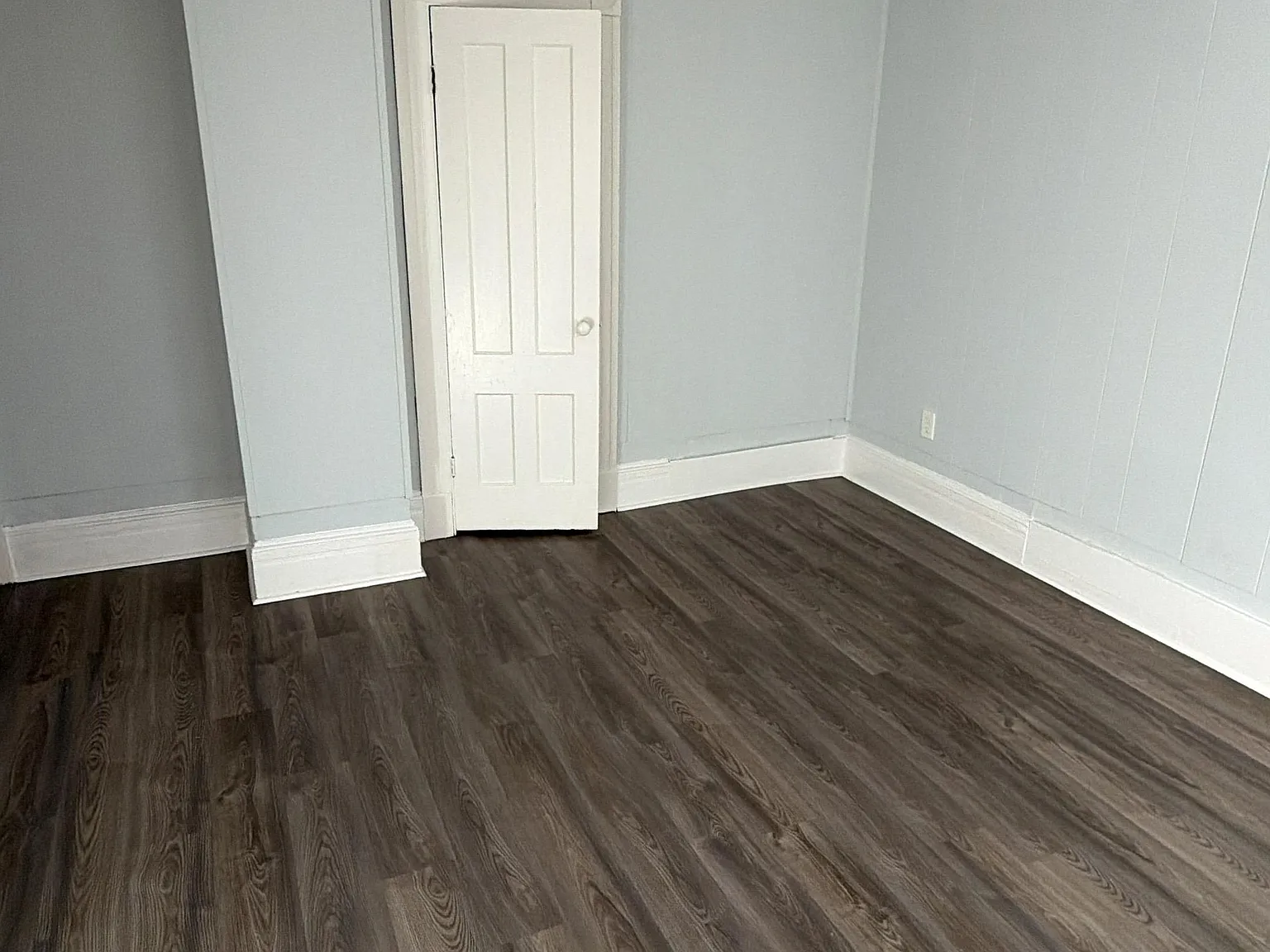 2 bed, 900 sqft, $1,600 — Photo 2