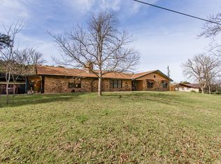 2068 Medina Hwy, Kerrville, TX 78028