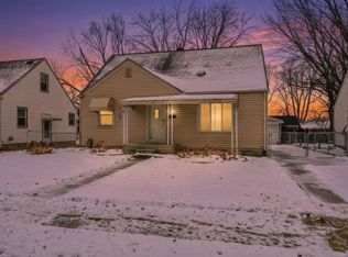 25183 Cole St, Roseville, MI 48066