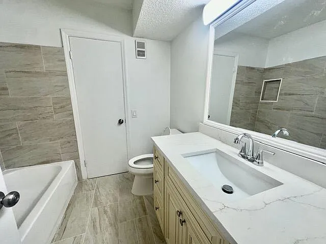 2305 N Congress Ave #11 — Photo 14