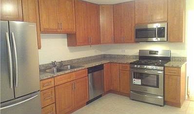 5th image of 17705 Oakwood Dr