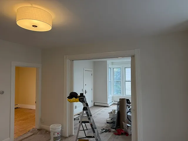 3 bed, 1250 sqft, $2,575 — Photo 3