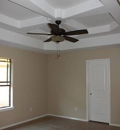5th image of 4433 Wisteria Ave