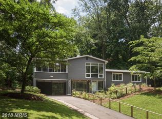 2003 Bedford Ln, Alexandria, VA 22307