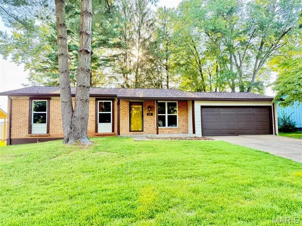 237 Gendale St, Farmington, MO 63640