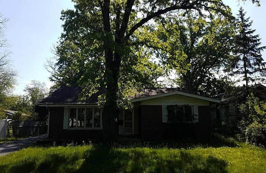 1st image of 115 N Oak St