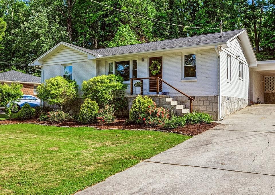 1st image of 886 Scott Cir