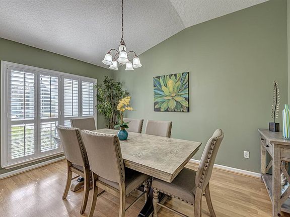 3rd image of 148 Moultrie Crossing Ln