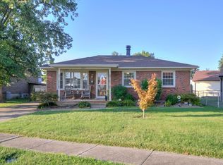 5203 Pluto Dr, Louisville, KY 40258