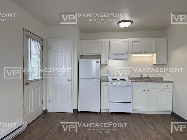 1914 Division St #1920 — Photo 16