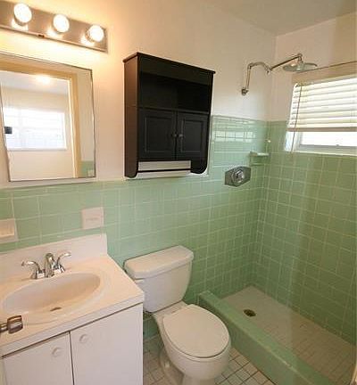 3rd image of 310 SE 6th Ct