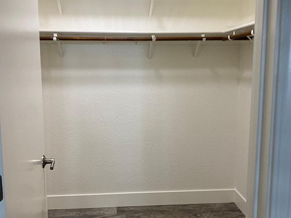 4th image of 126 Golden Gate Cir #126