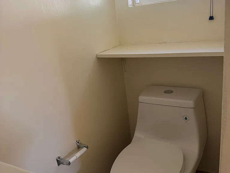 941 Spruce St — Photo 3