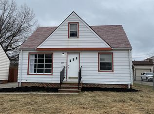 837 E 220th St, Euclid, OH 44119