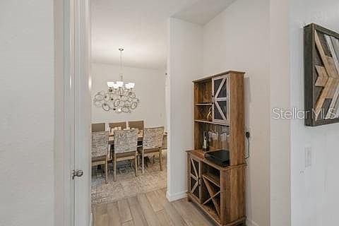 5th image of 2099 DERWENT DRIVE