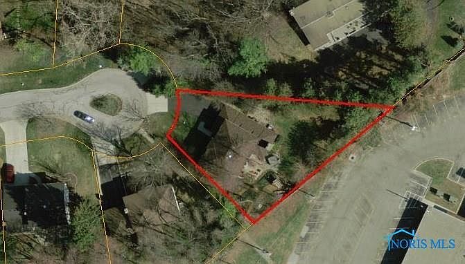 2nd image of 6941 Hickory Ridge Rd