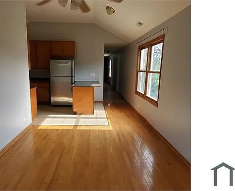 3325 W Fulton Blvd #1 — Photo 4