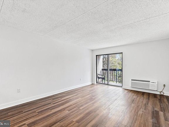 5th image of 800 Avondale Rd APT 5Q