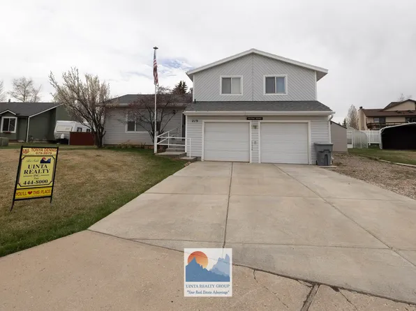 219 Marble Dr, Evanston, WY 82930