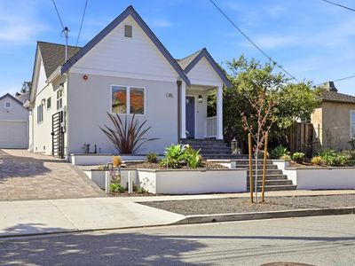 1333 Laguna Ave, Burlingame, CA, 94010