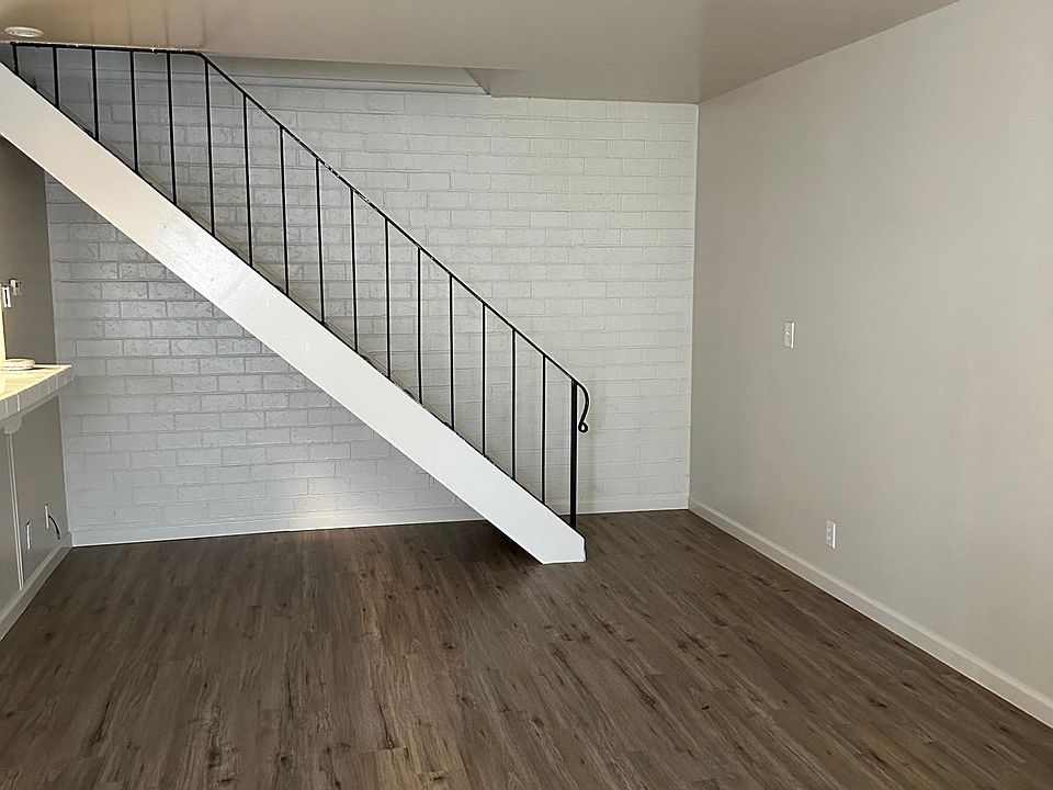 1st image of 910 Gilchrist Walkway APT 2