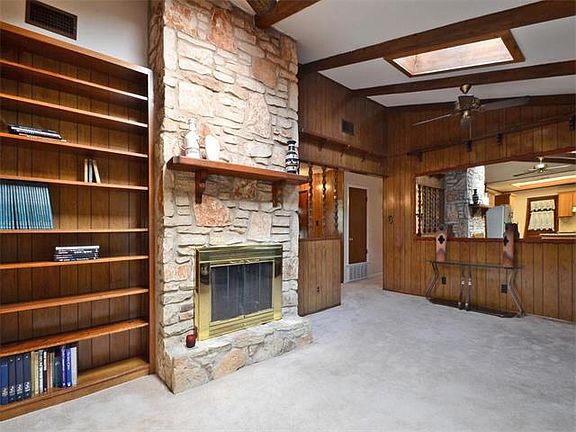 5th image of 908 Dove Dr