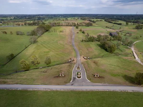 112 Lamplight Lndg, Nicholasville, KY 40356