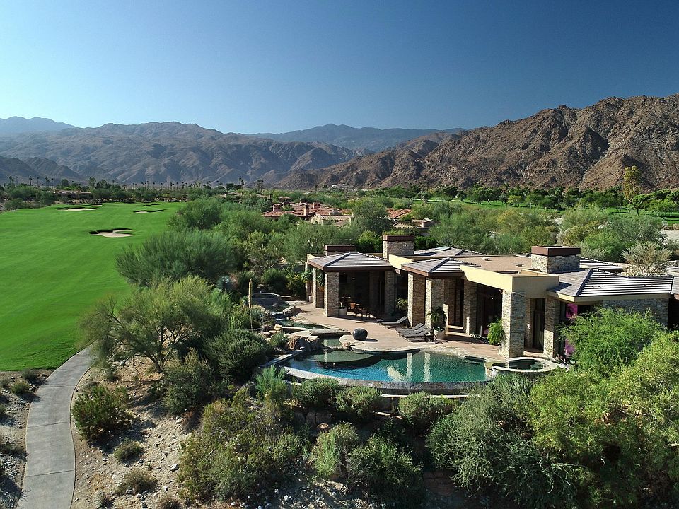 2nd image of 50476 Desert Arroyo Trl