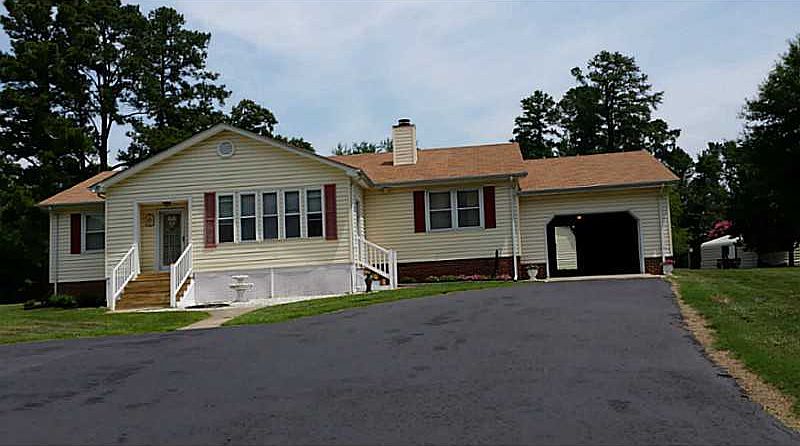 2nd image of 31065 Cardinal Ave