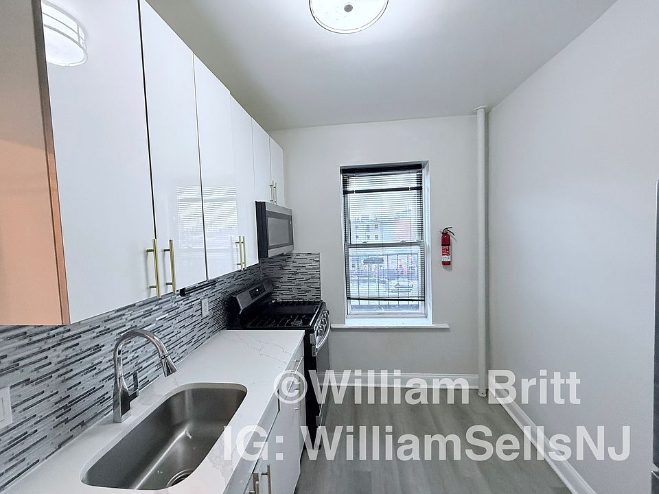 1st image of 328 61st St #C1
