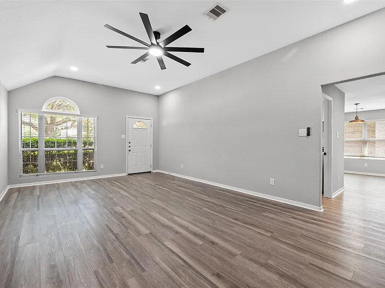 14423 Idylwild Wood Way — Photo 8