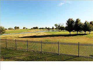 2nd image of 1610 E Troon N